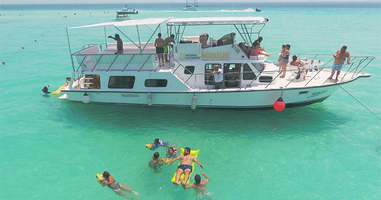 Isla Mujeres Yacht Snorkel 